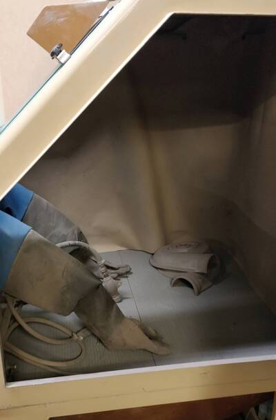 isohiekkapuhallin_sisa.jpg isohiekkapuhallin_sisa.jpg