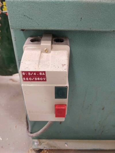 kaeyttoekytkin.jpg kaeyttoekytkin.jpg